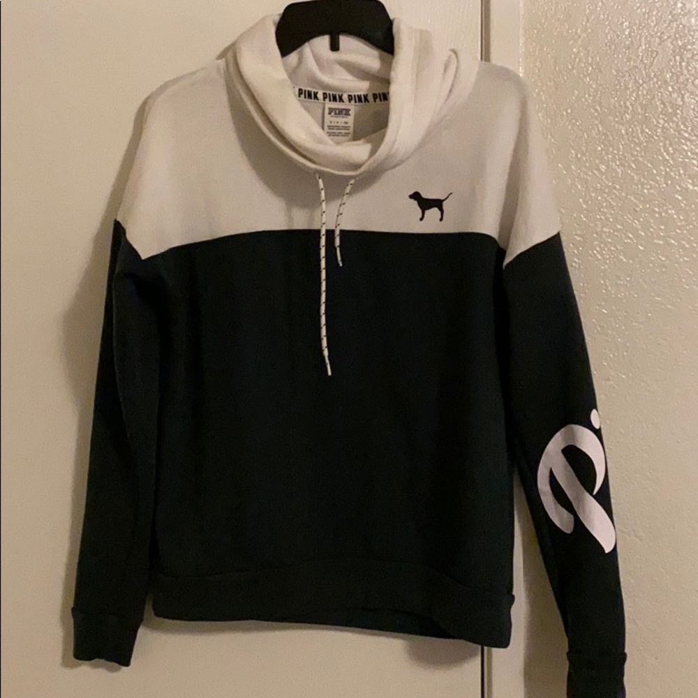 PINK White & dark green hoodie